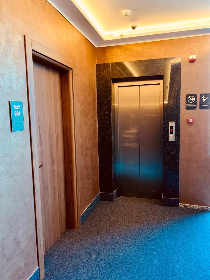 Hotel Tsereteli Palace バトゥーミ エクステリア 写真