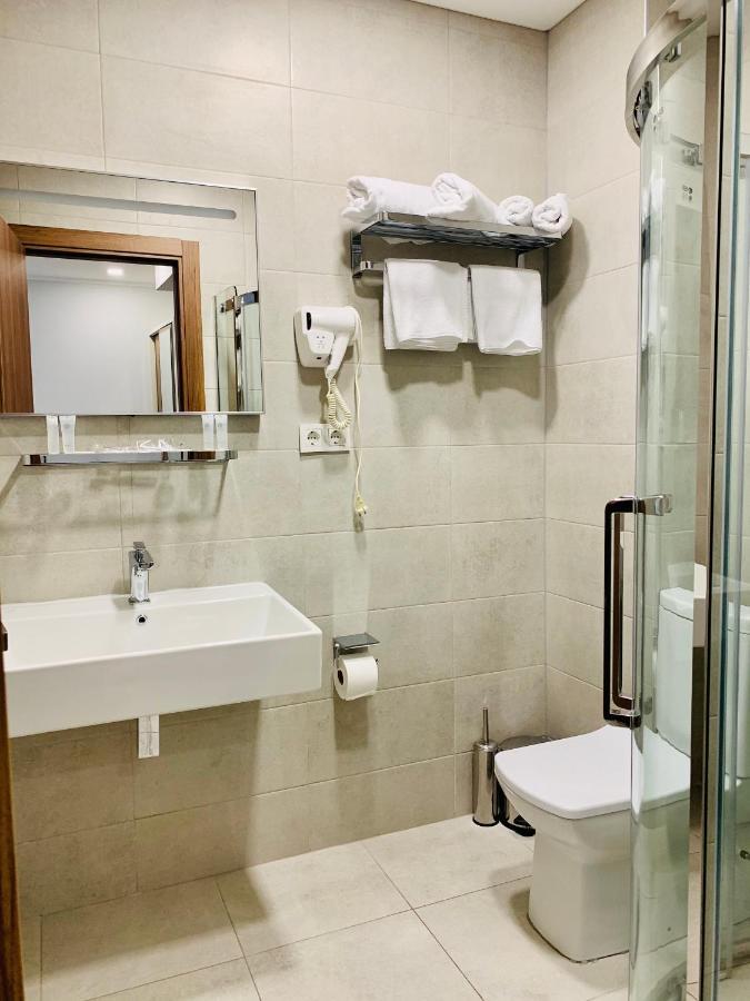 Hotel Tsereteli Palace バトゥーミ エクステリア 写真